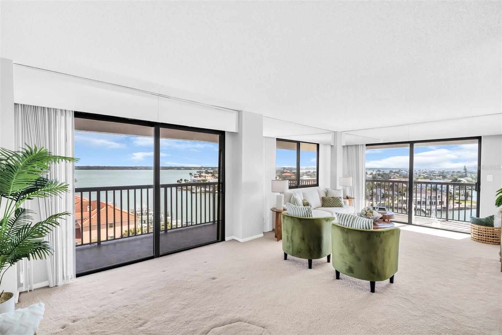 HARBORAGE CONDO BELLEAIR BEACH - Residential