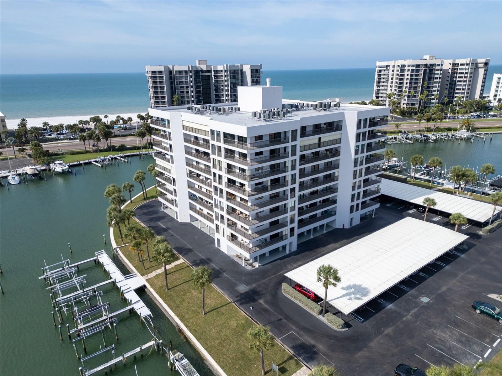 HARBORAGE CONDO BELLEAIR BEACH - Residential