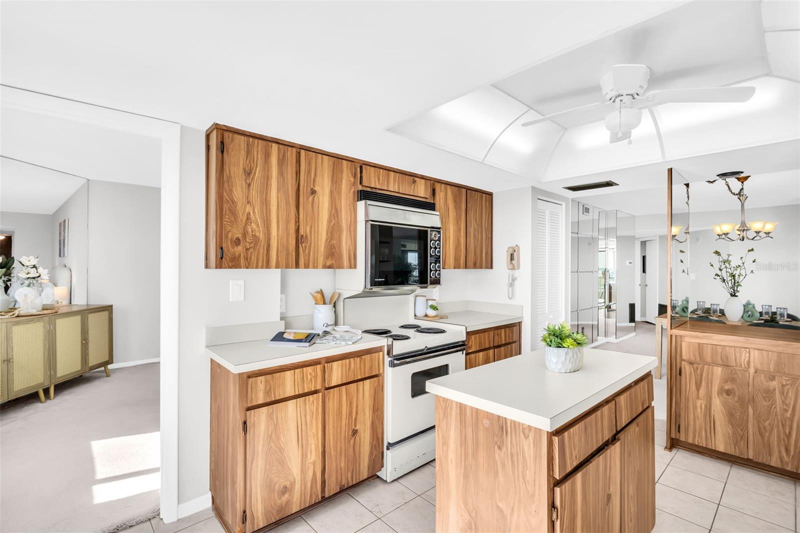 HARBORAGE CONDO BELLEAIR BEACH - Residential