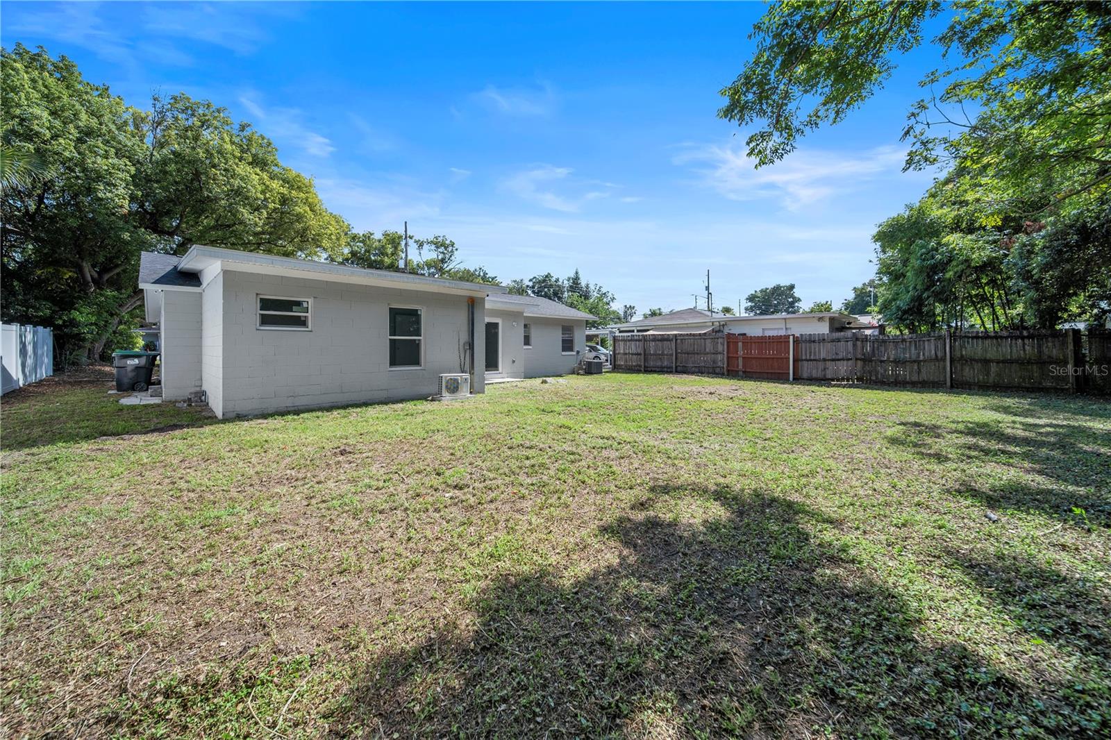 BILTMORE SHORES SEC 02 - Residential Lease