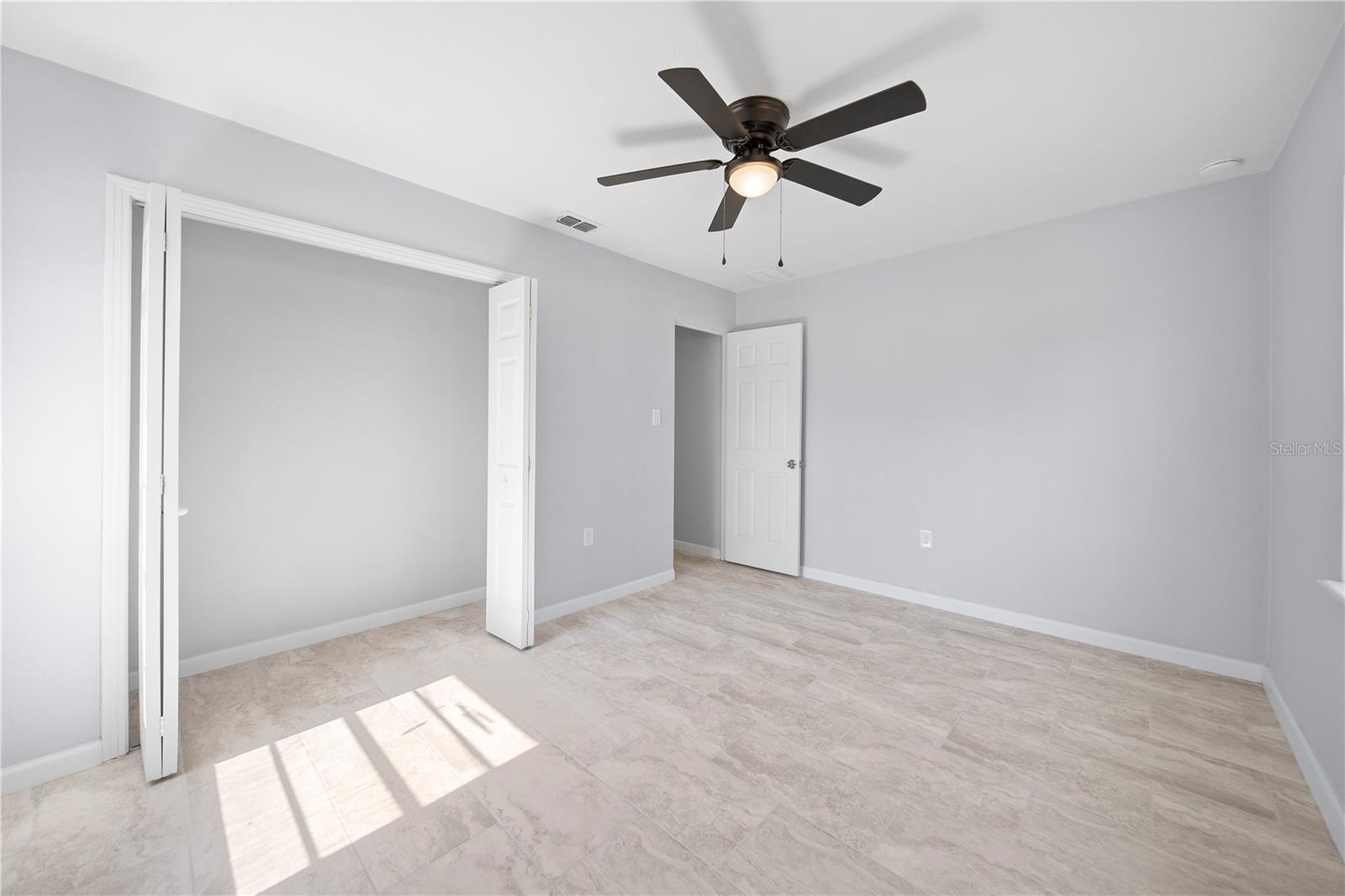 BILTMORE SHORES SEC 02 - Residential Lease