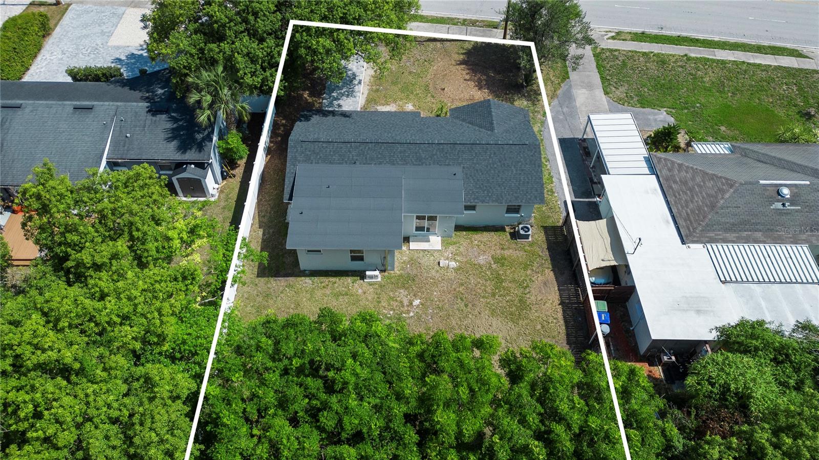 BILTMORE SHORES SEC 02 - Residential Lease