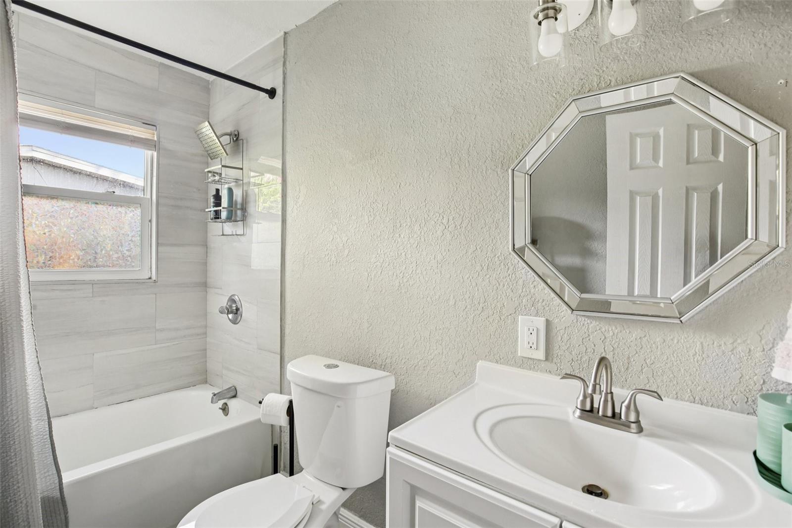 APOLLO BEACH UNIT ONE PT ONE - Residential