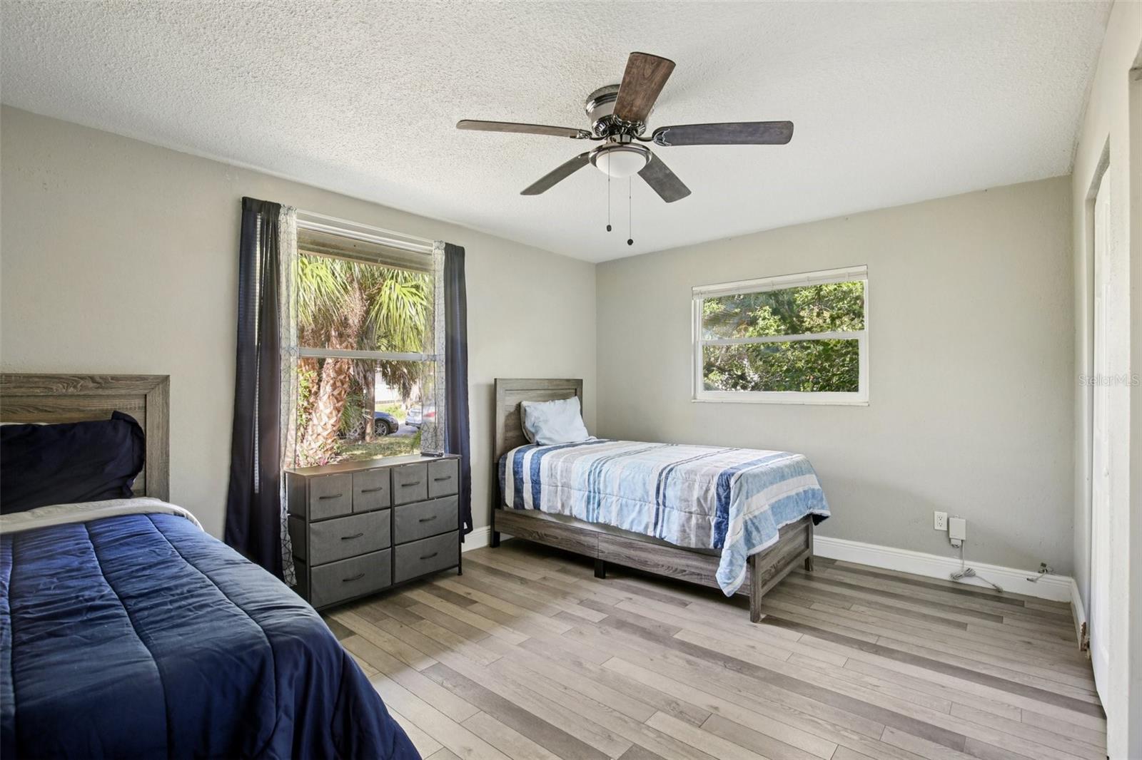 APOLLO BEACH UNIT ONE PT ONE - Residential