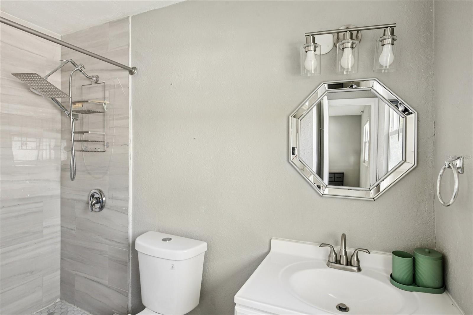 APOLLO BEACH UNIT ONE PT ONE - Residential