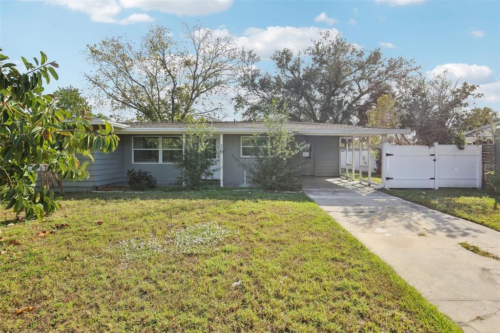 Photo of 520 Fairfax Lane, Apollo Beach, FL 33572 (MLS # TB8446097)