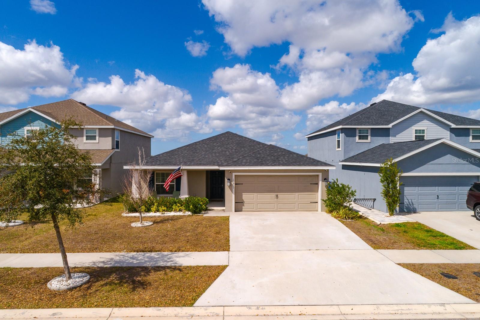 RIDGEWOOD WEST - Residential