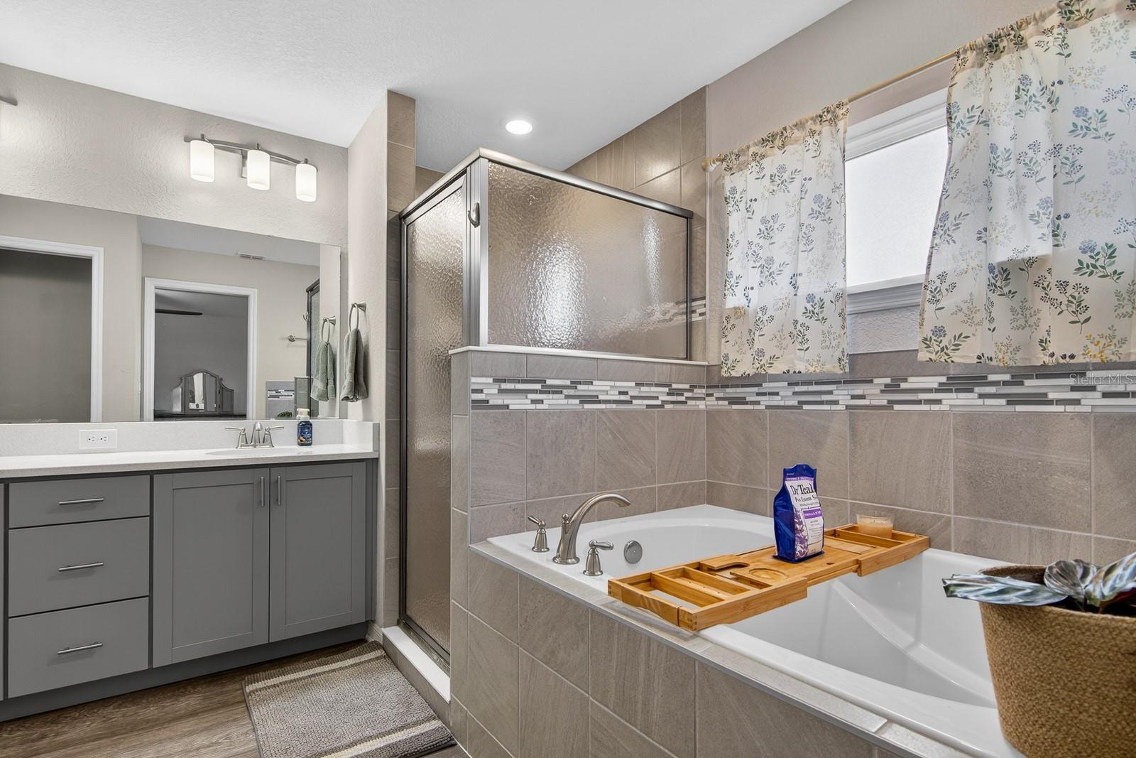 RIDGEWOOD WEST - Residential