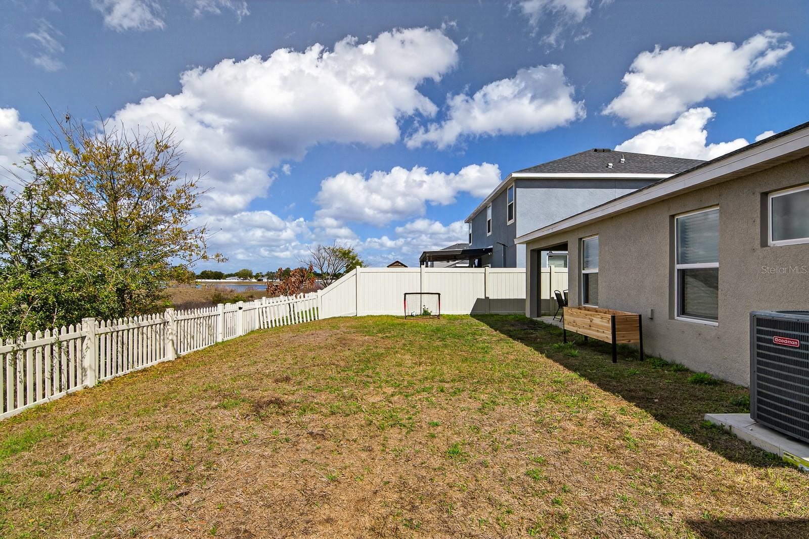 RIDGEWOOD WEST - Residential