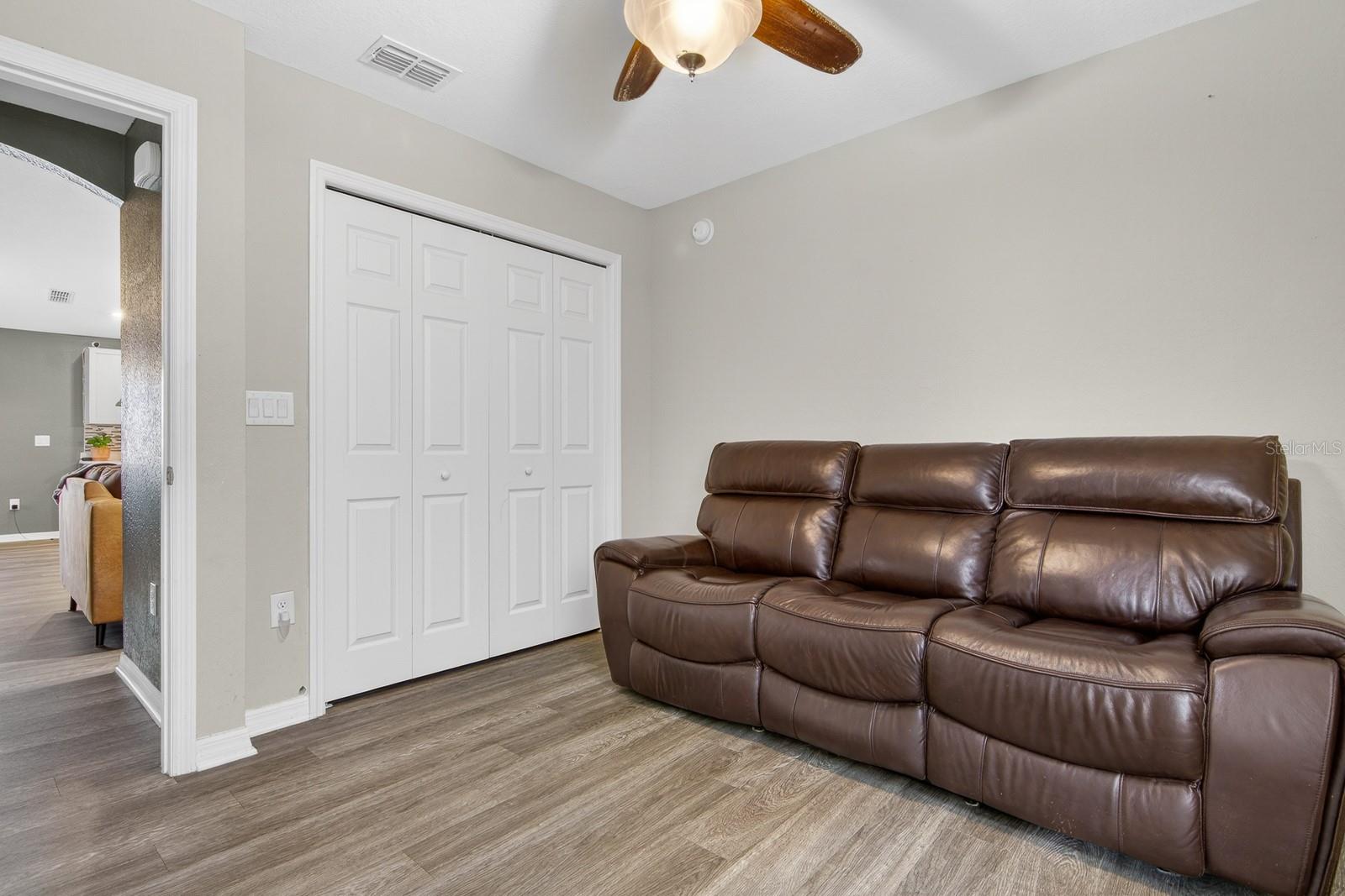 RIDGEWOOD WEST - Residential