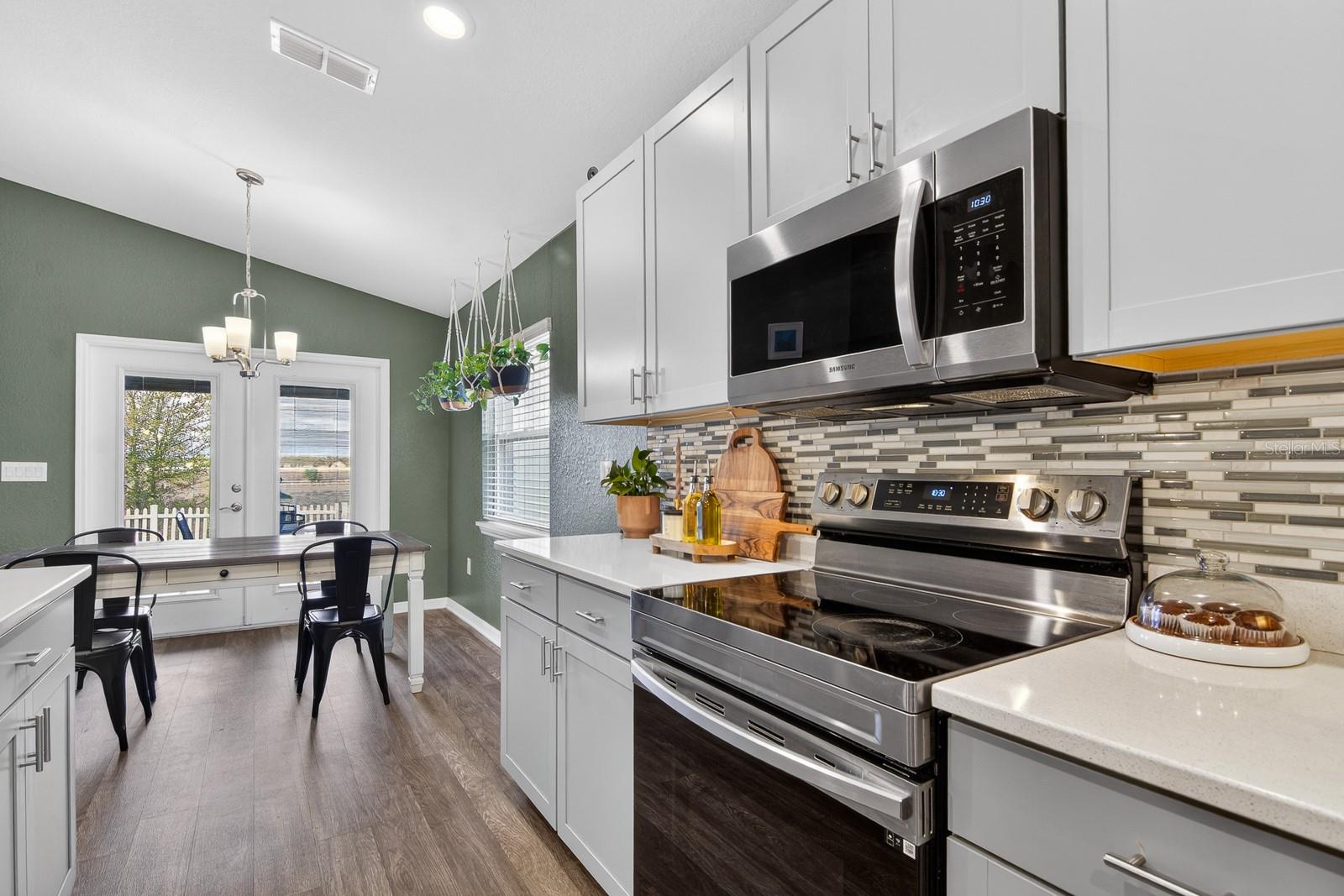 RIDGEWOOD WEST - Residential