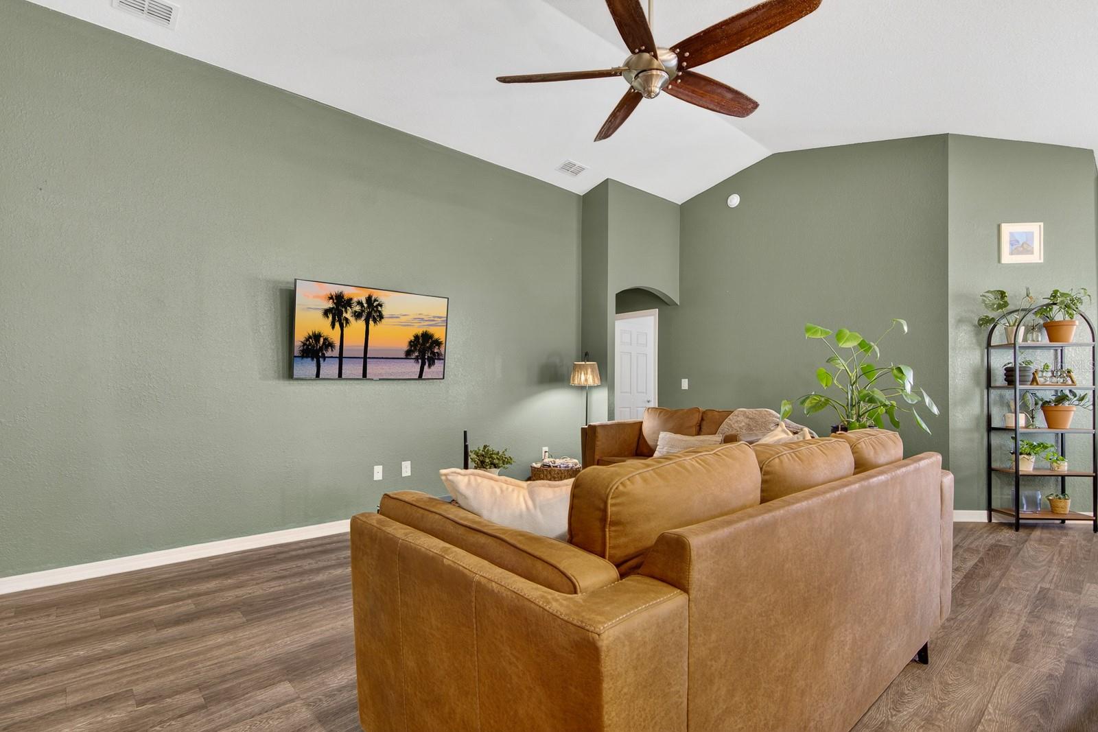 RIDGEWOOD WEST - Residential