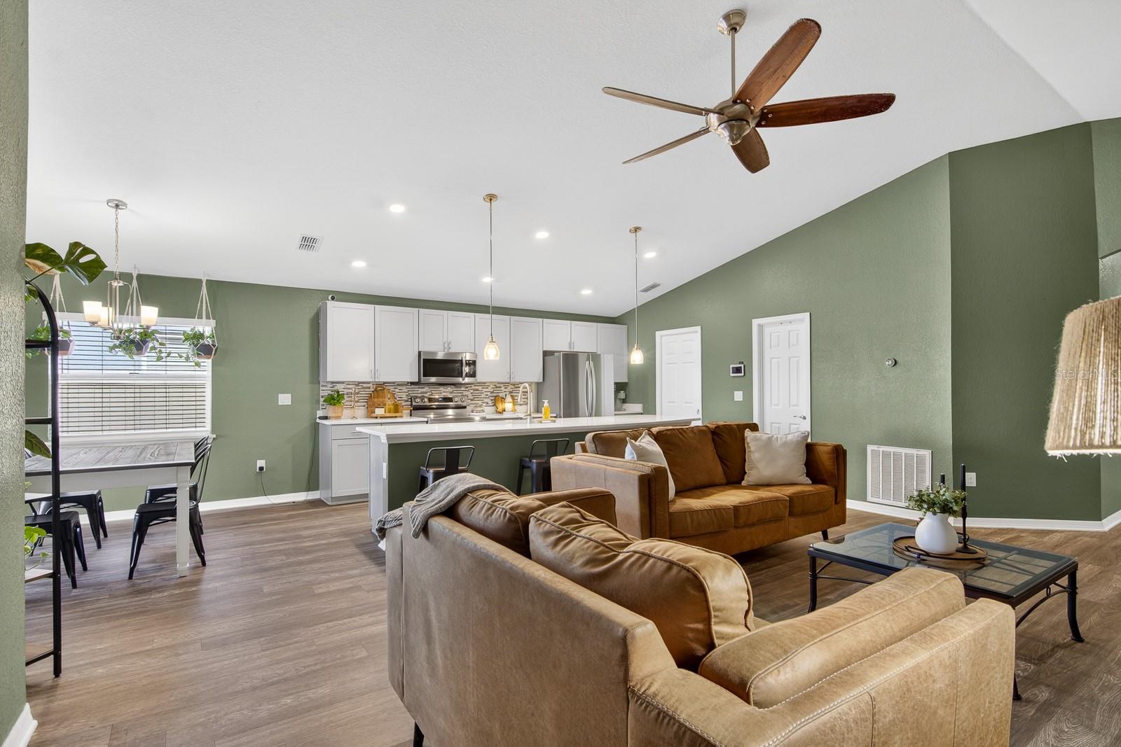 RIDGEWOOD WEST - Residential