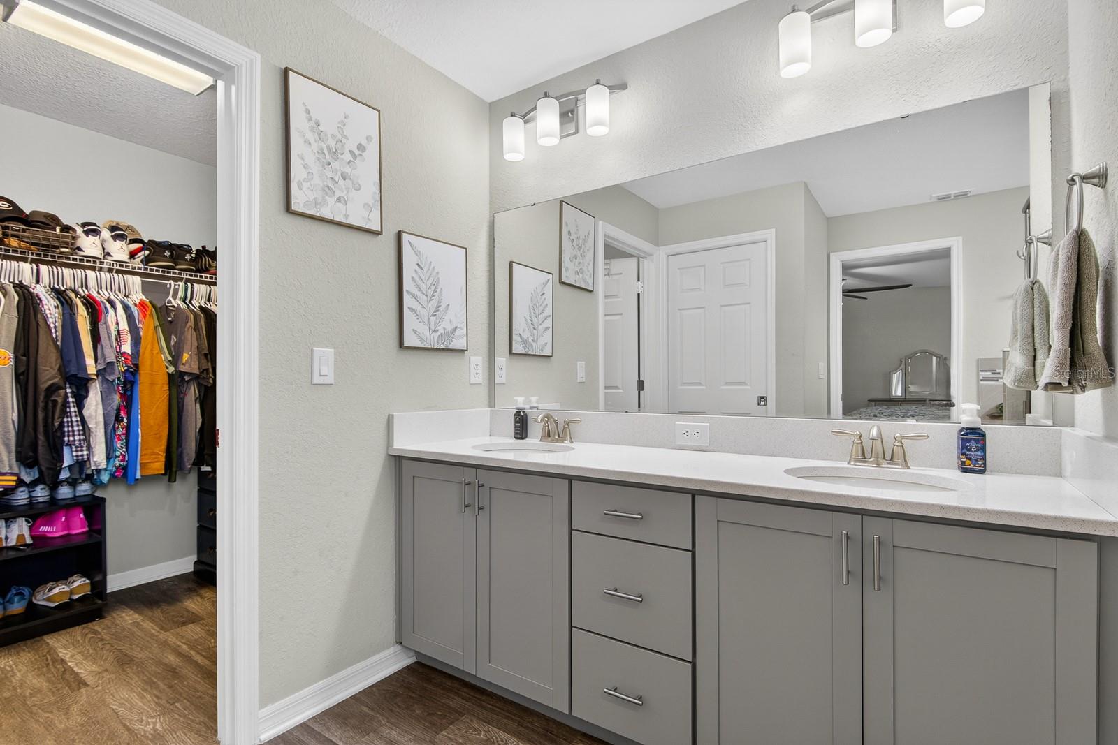 RIDGEWOOD WEST - Residential