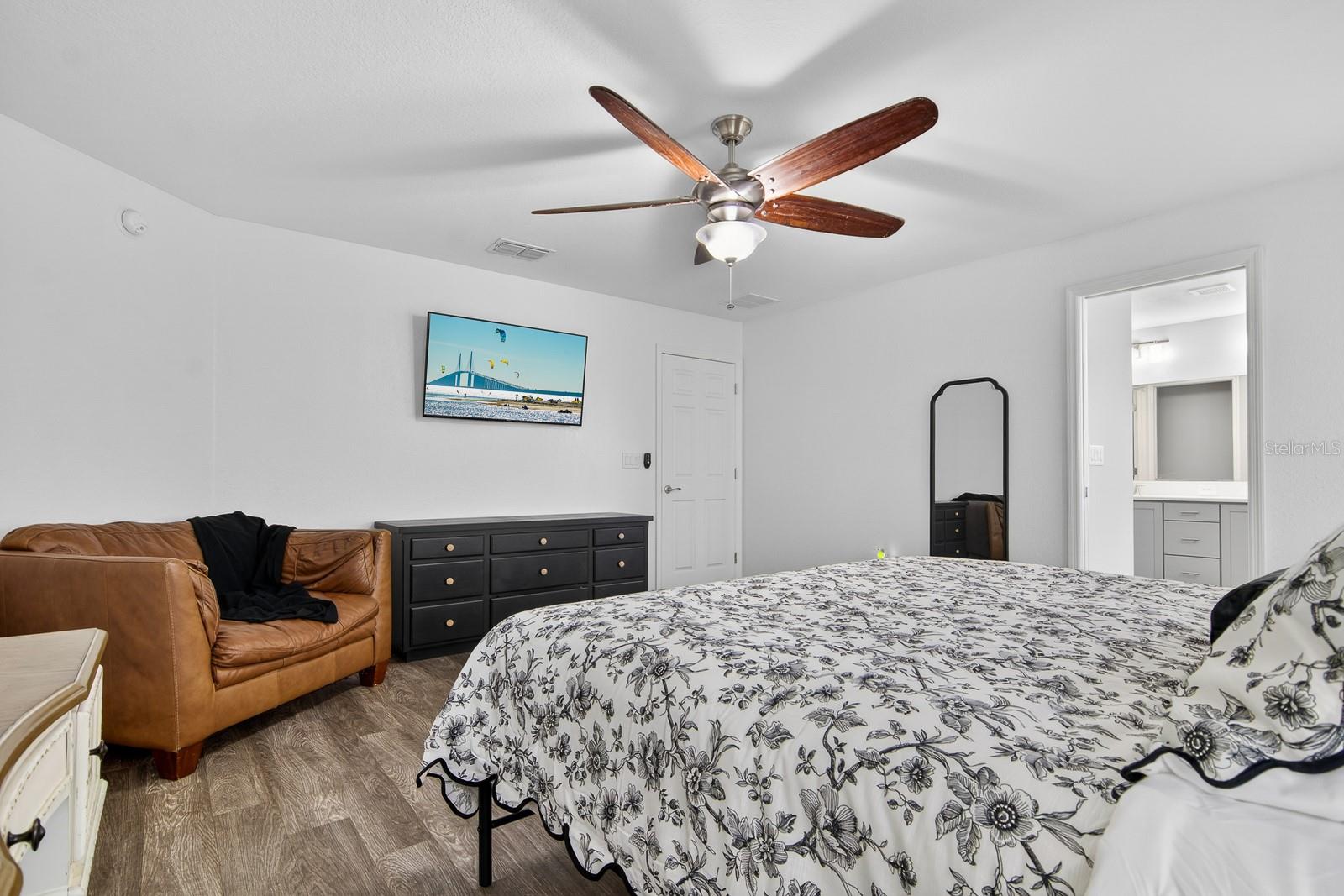 RIDGEWOOD WEST - Residential