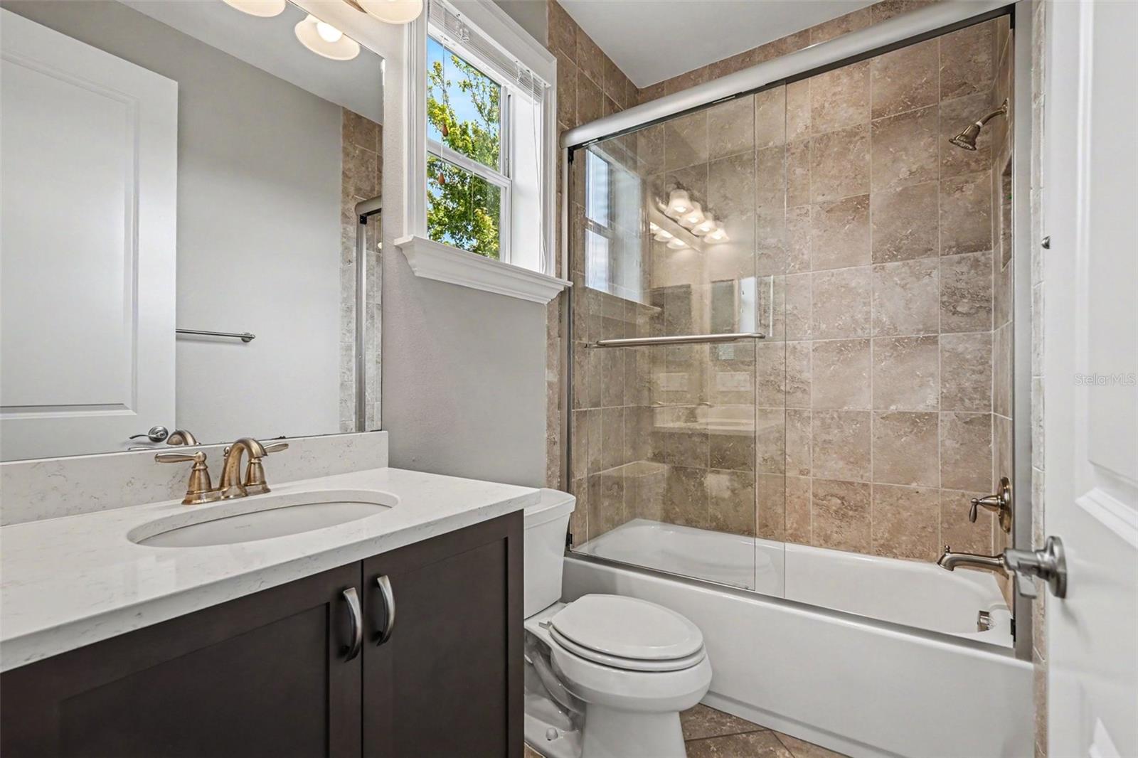 ESTANCIA PH 1C - Residential