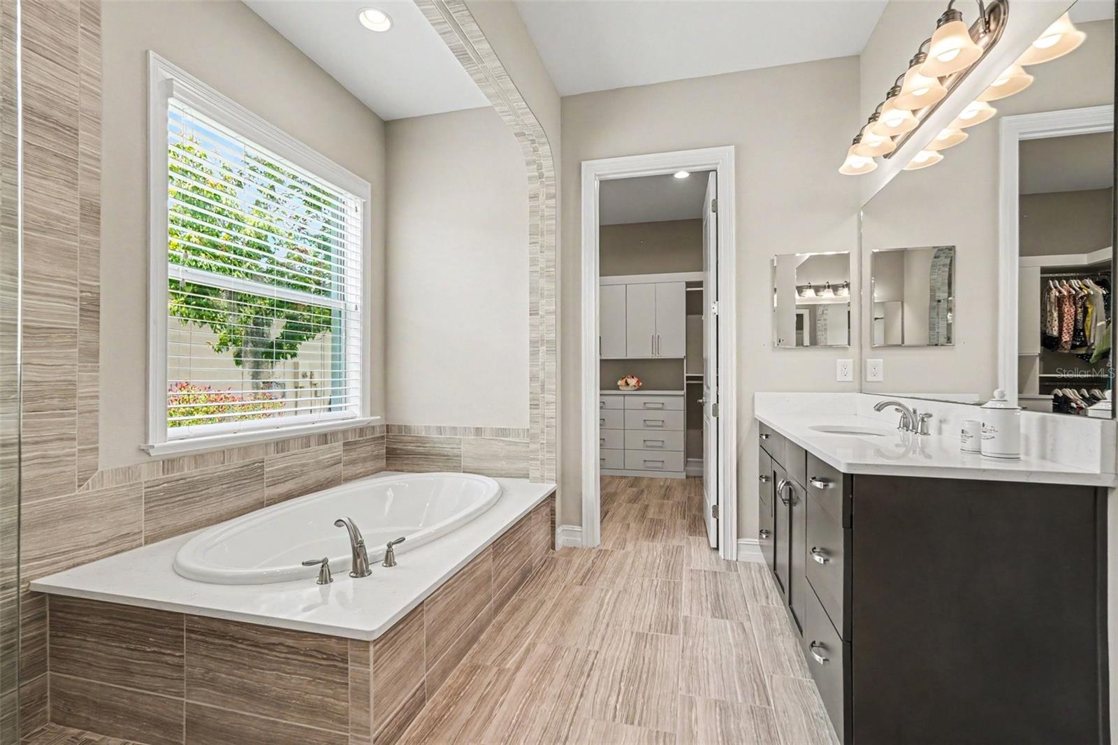 ESTANCIA PH 1C - Residential