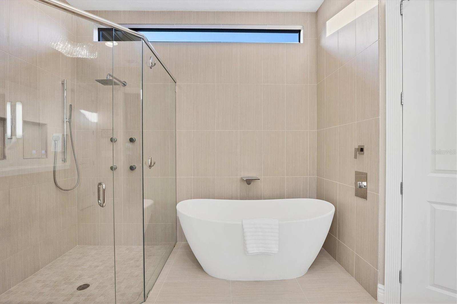 COUNTRY CLUB EAST AT LAKEWD RNCH OO1&2 - Residential