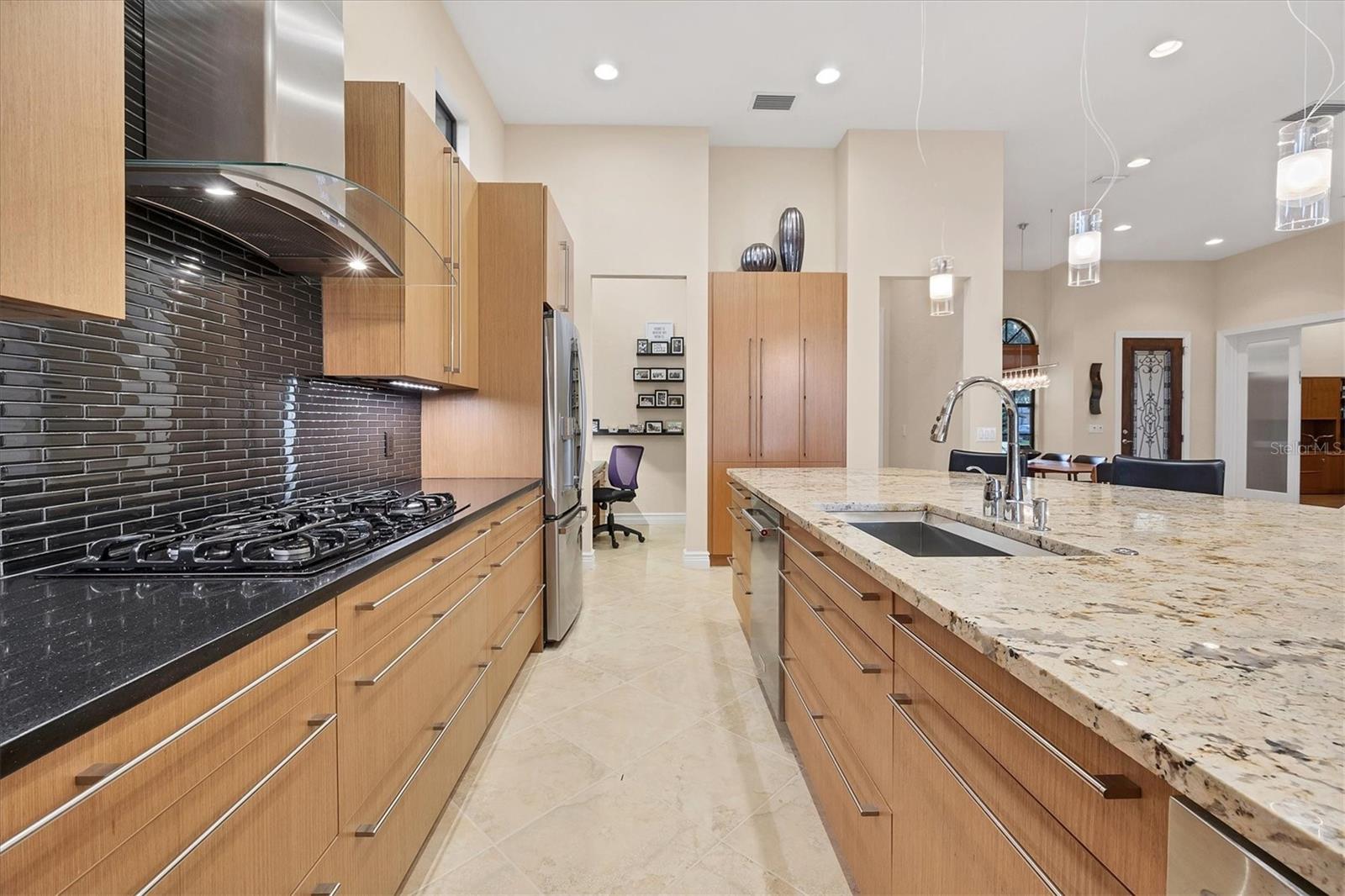 COUNTRY CLUB EAST AT LAKEWD RNCH OO1&2 - Residential