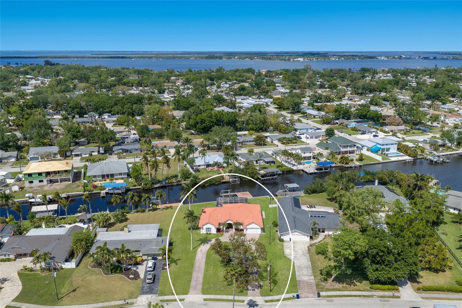 REPLAT OF BONAIRE BAYOU - Residential