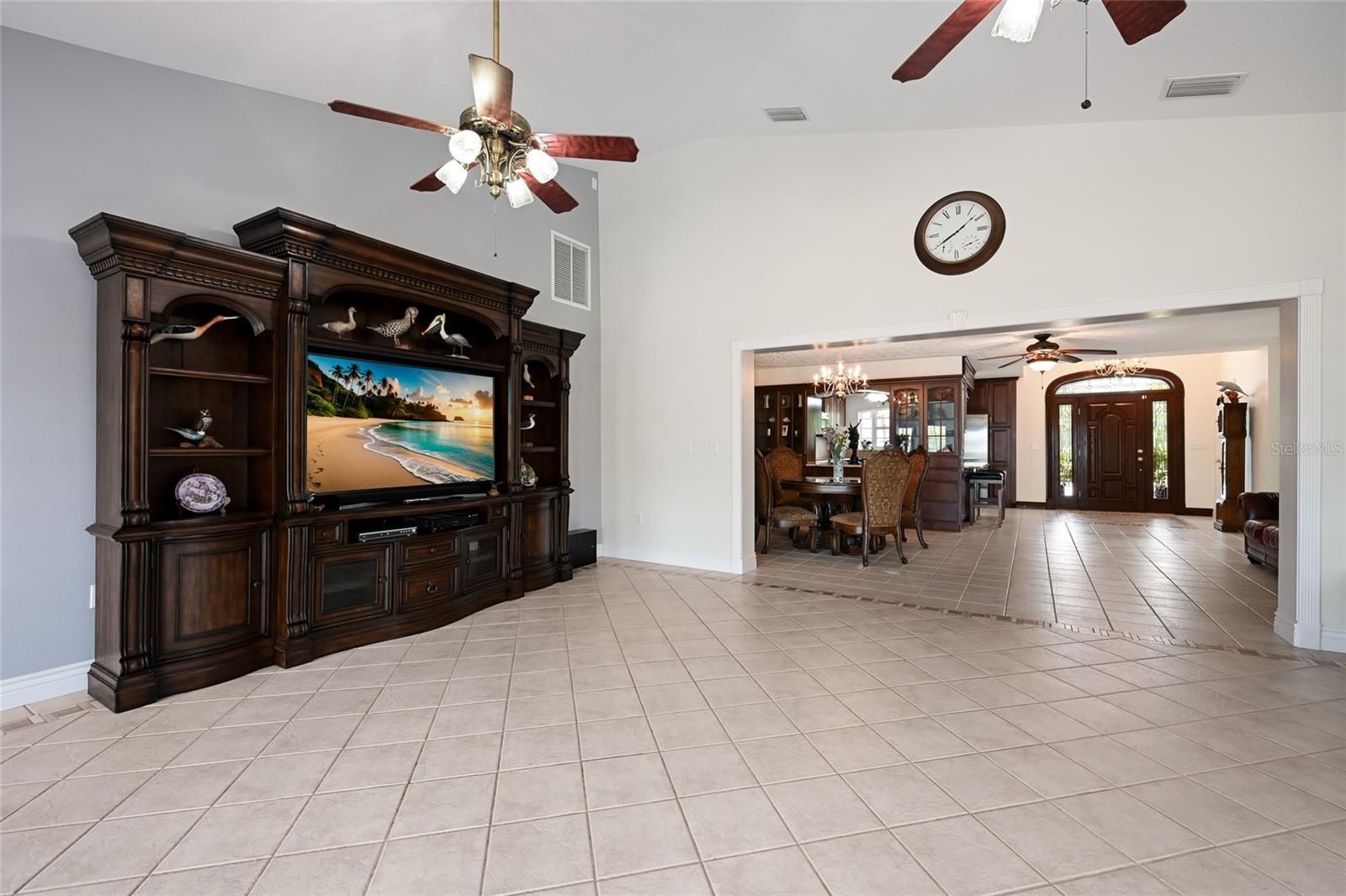 REPLAT OF BONAIRE BAYOU - Residential