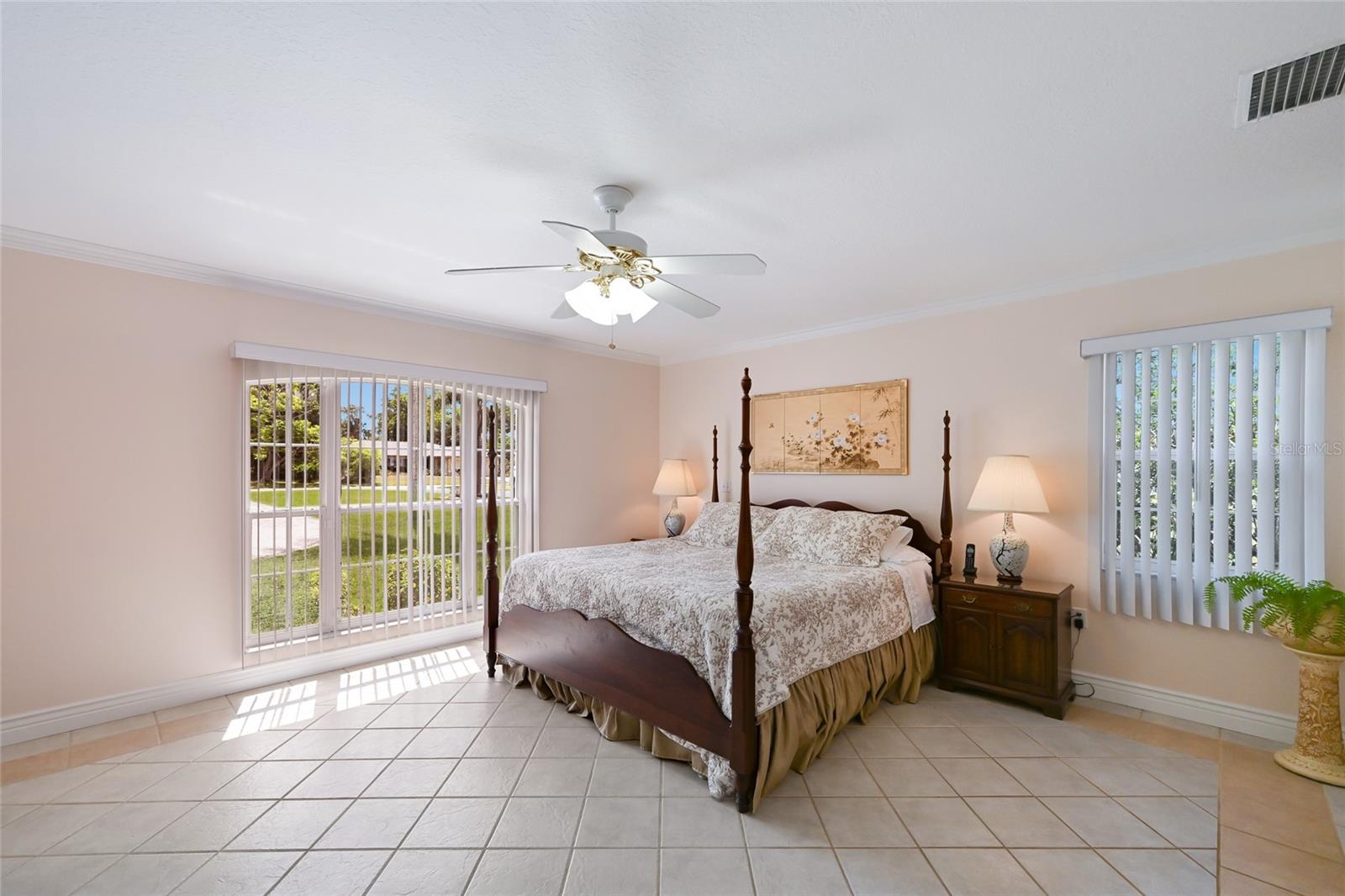 REPLAT OF BONAIRE BAYOU - Residential