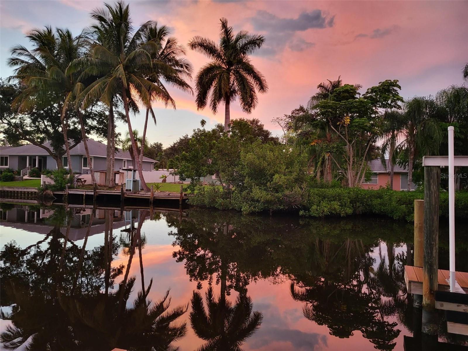 REPLAT OF BONAIRE BAYOU - Residential