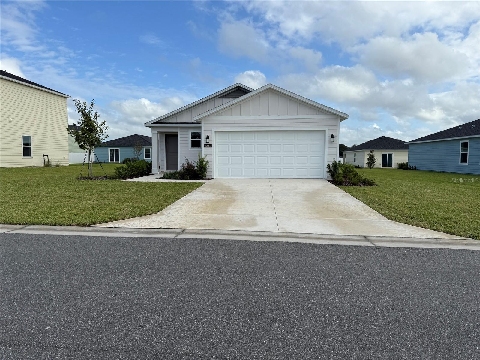 Millwood Estates is a new neighborhood located in Ocala, Florida. The community features single-family homes with desirable features, a quiet atmosphere, and a convenient location. Split-floor plan includes 3 bedrooms and 2 bathrooms, Ceiling fans and the kitchen appliance package includes Stainless steel range, microwave, dishwasher, refrigerator. Inside laundry space washer and dryer included. High ceilings, landscaped, Smart home system and fenced.
