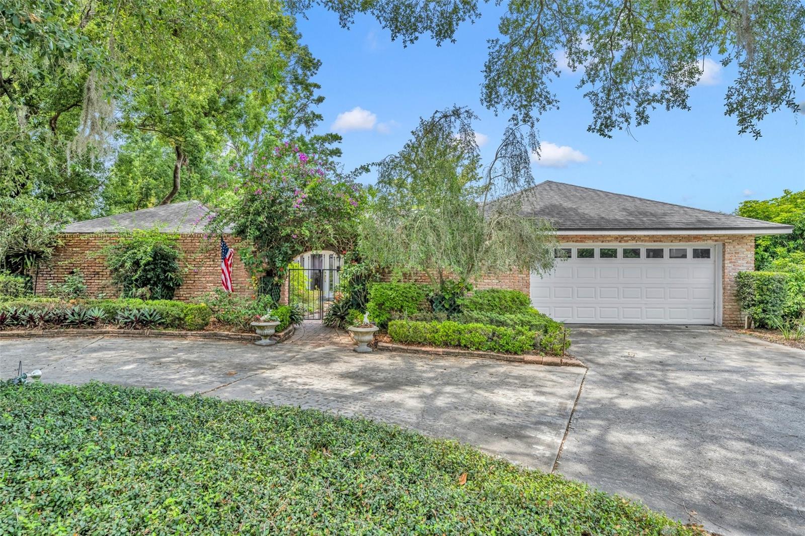 1441 SUNNYSIDE DRIVE