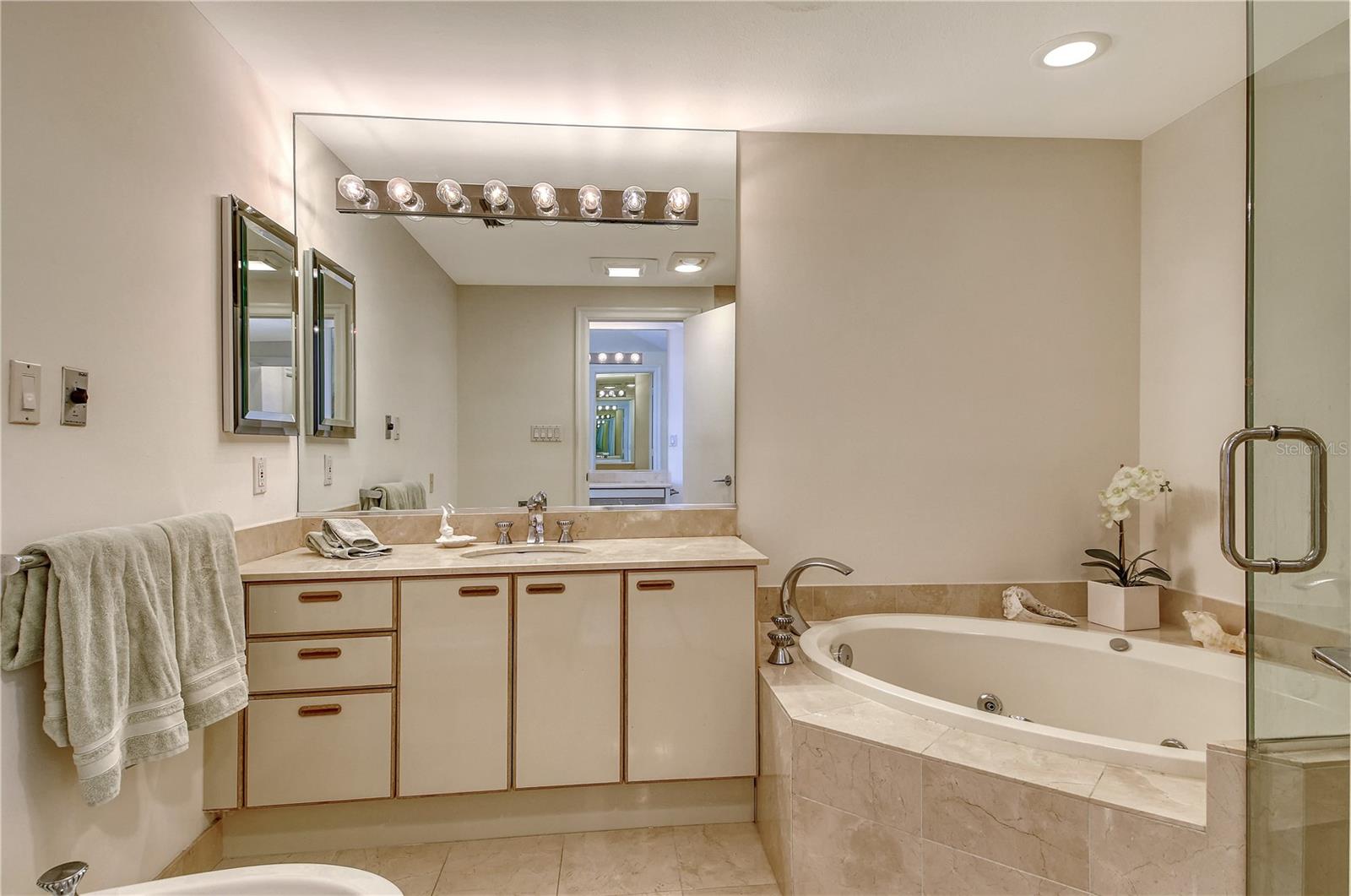 SANCTUARY I - Residential