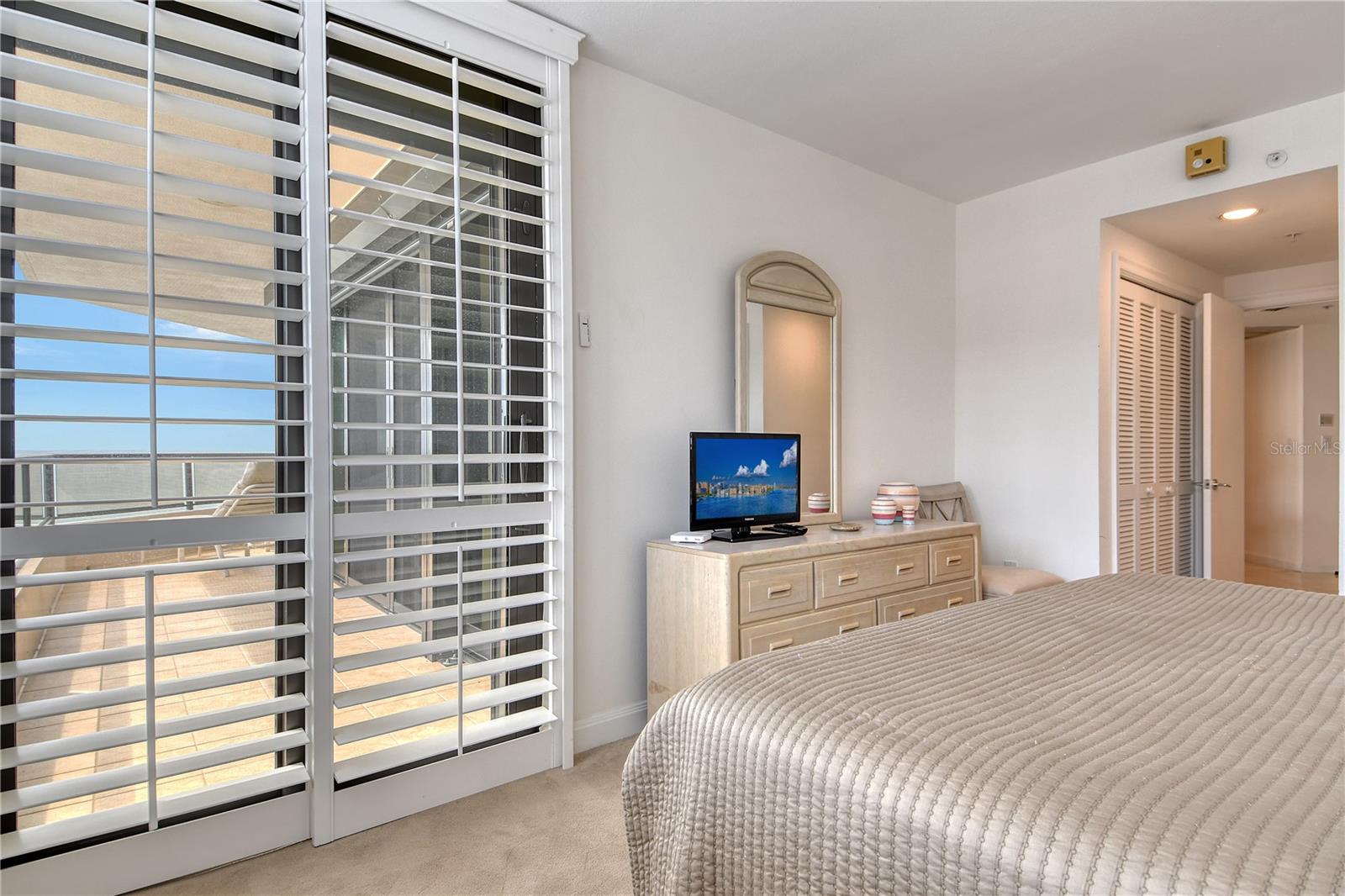 SANCTUARY I - Residential