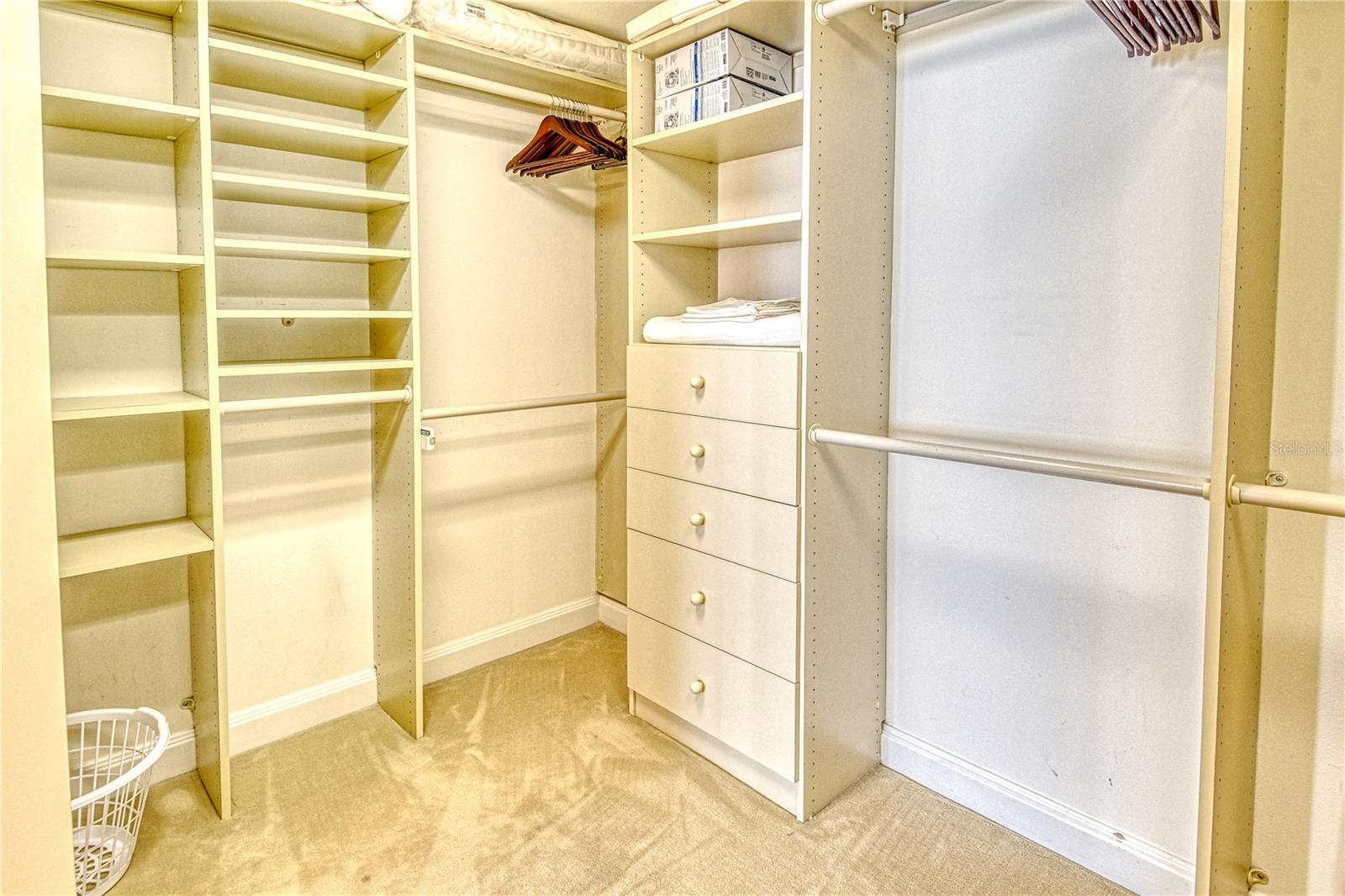 SANCTUARY I - Residential