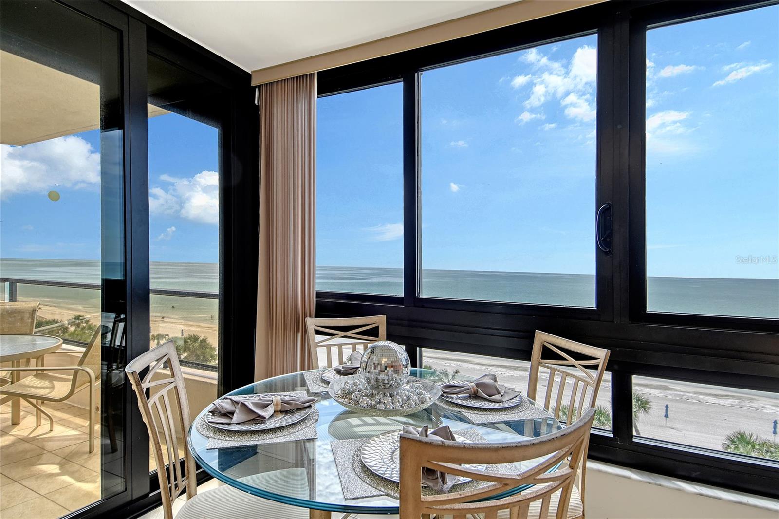 SANCTUARY I - Residential