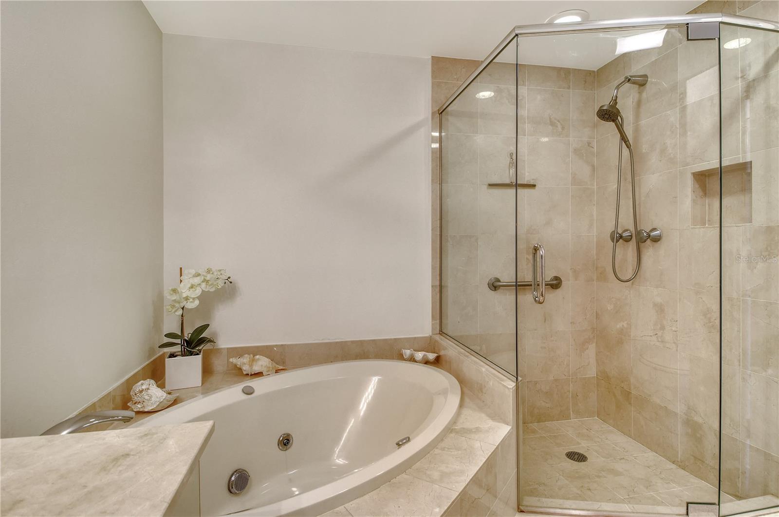 SANCTUARY I - Residential