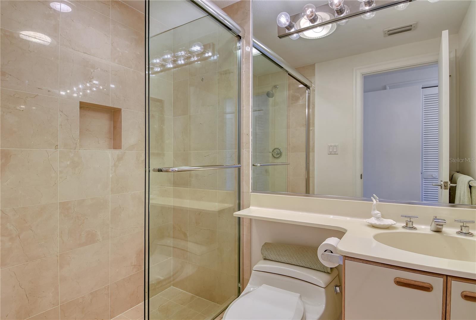 SANCTUARY I - Residential