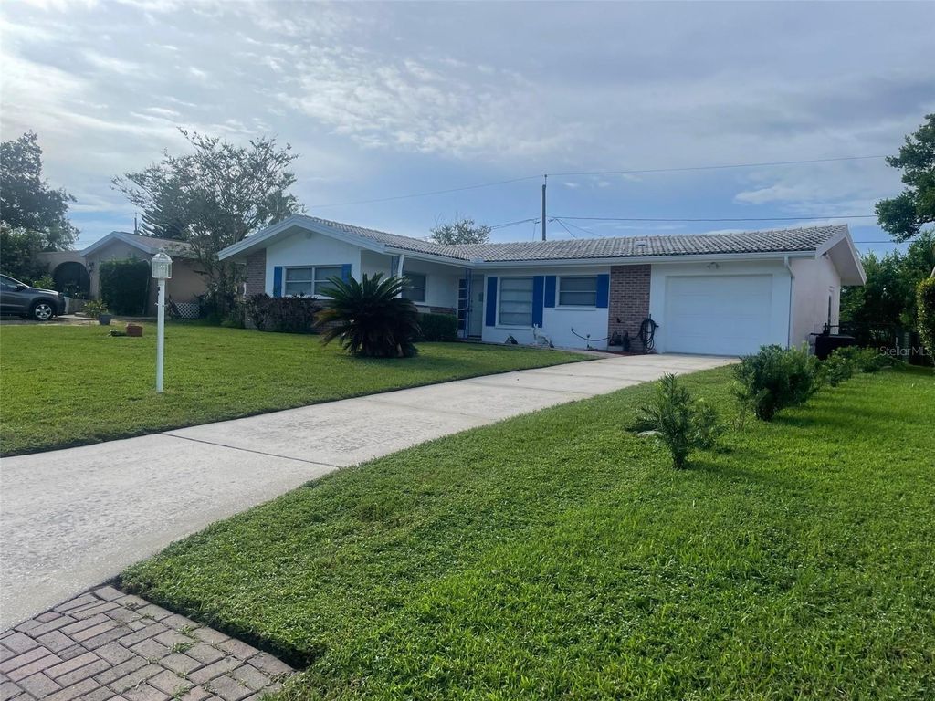 Photo of 2019 High Ridge Drive, Clearwater, FL 33763 (MLS # TB8422616)