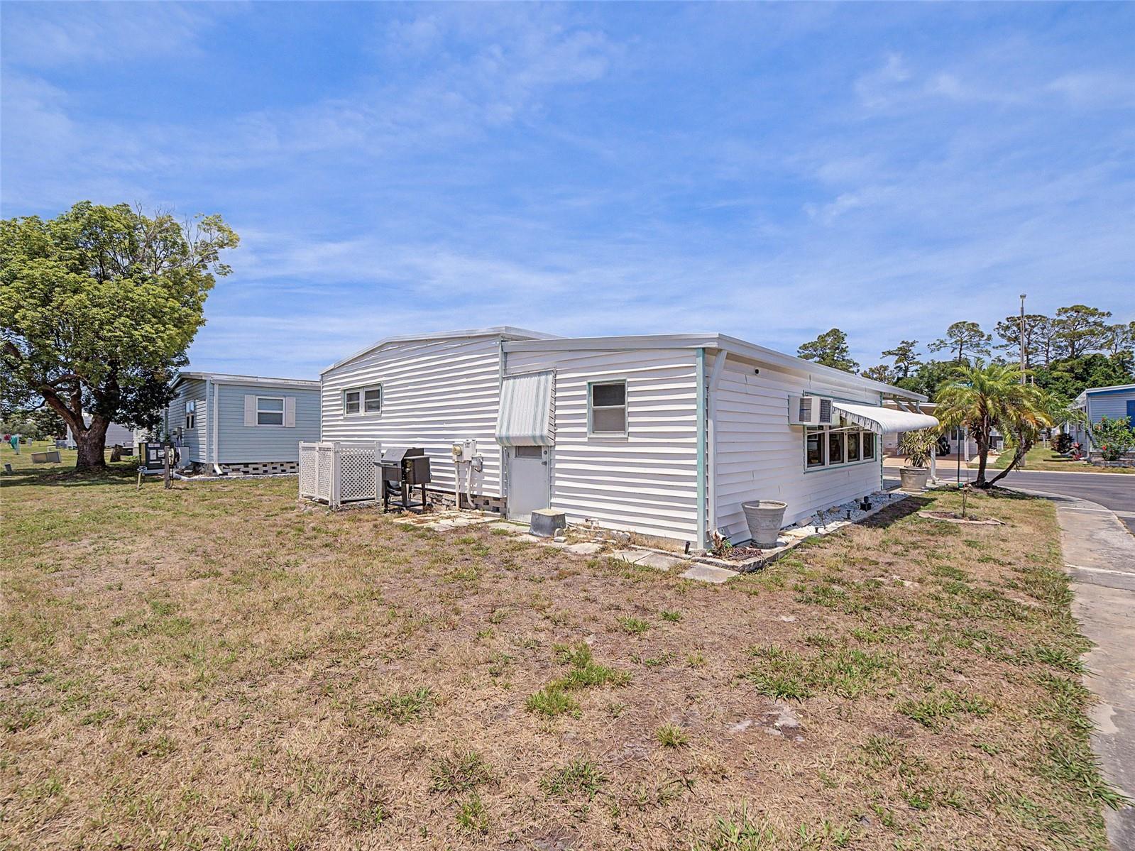 PALM HILL MOBILE HOME PARK UNREC - Residential