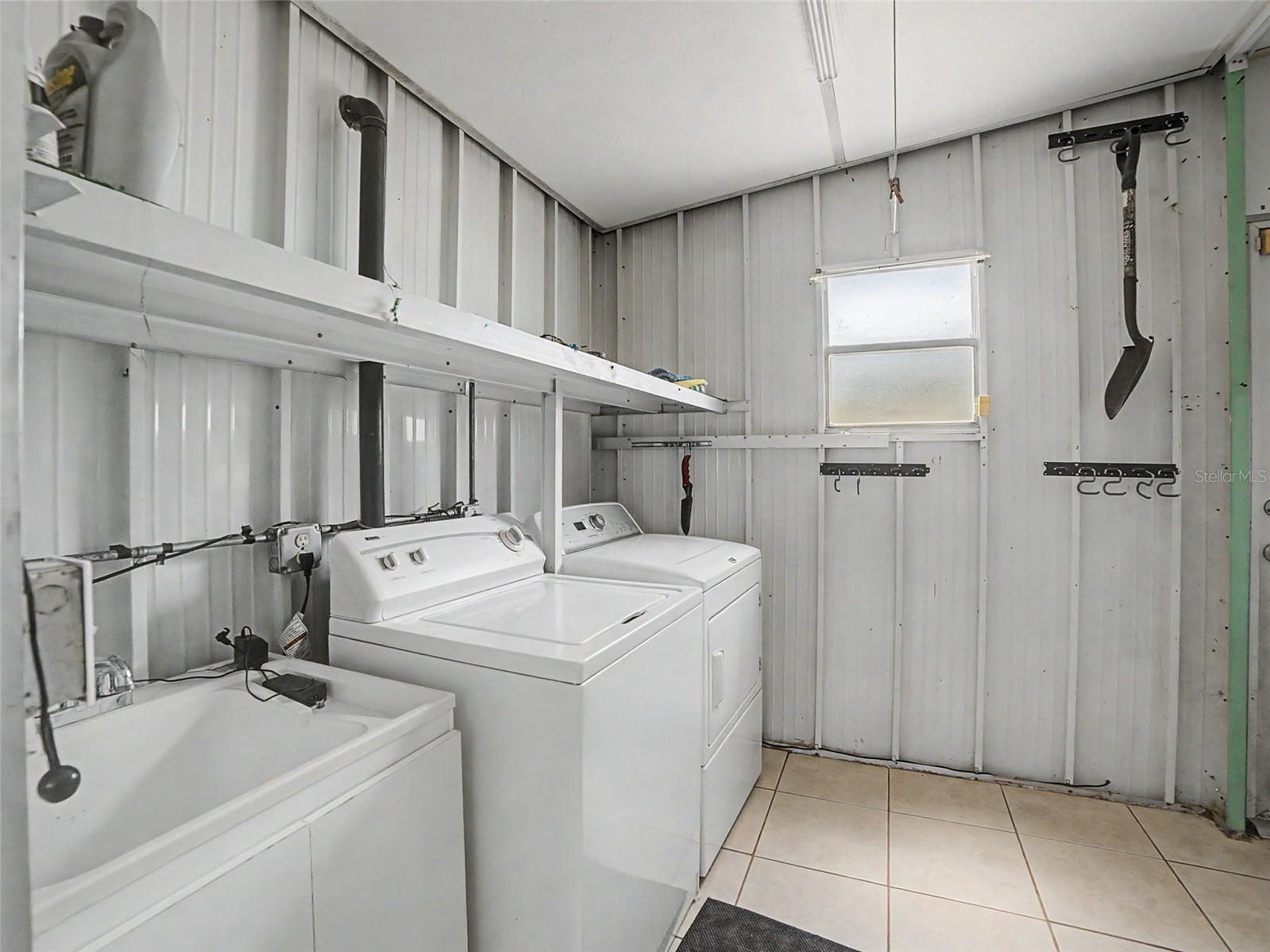 PALM HILL MOBILE HOME PARK UNREC - Residential