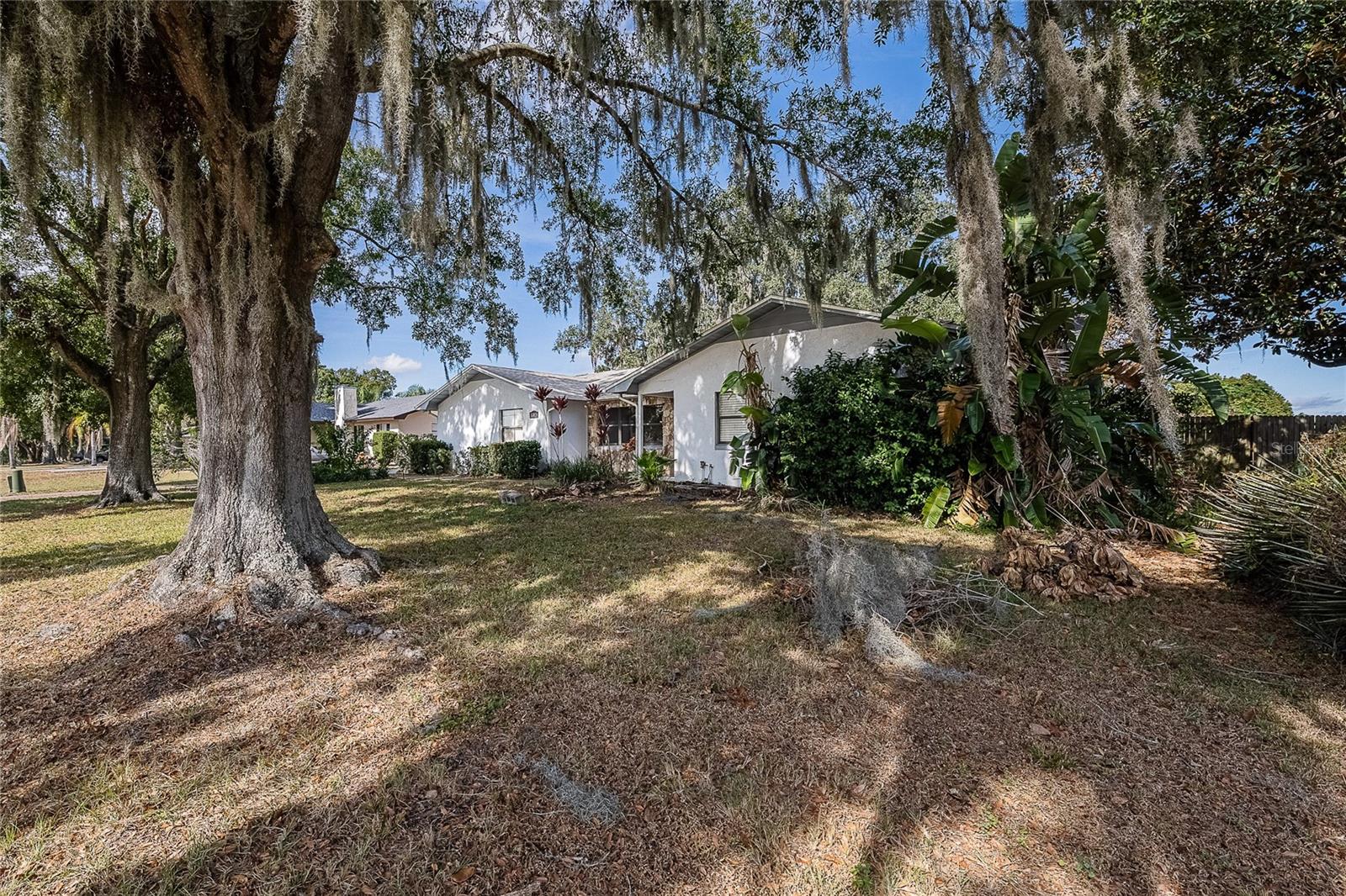 SUMMIT - Residential