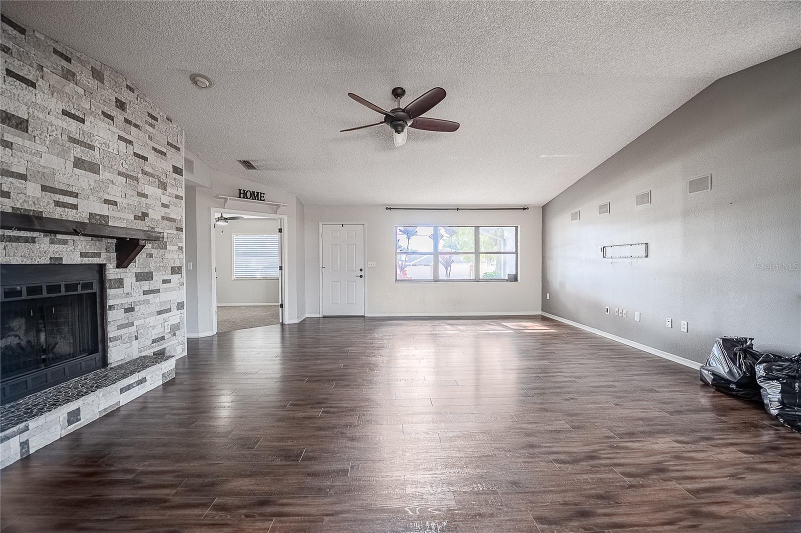 SUMMIT - Residential