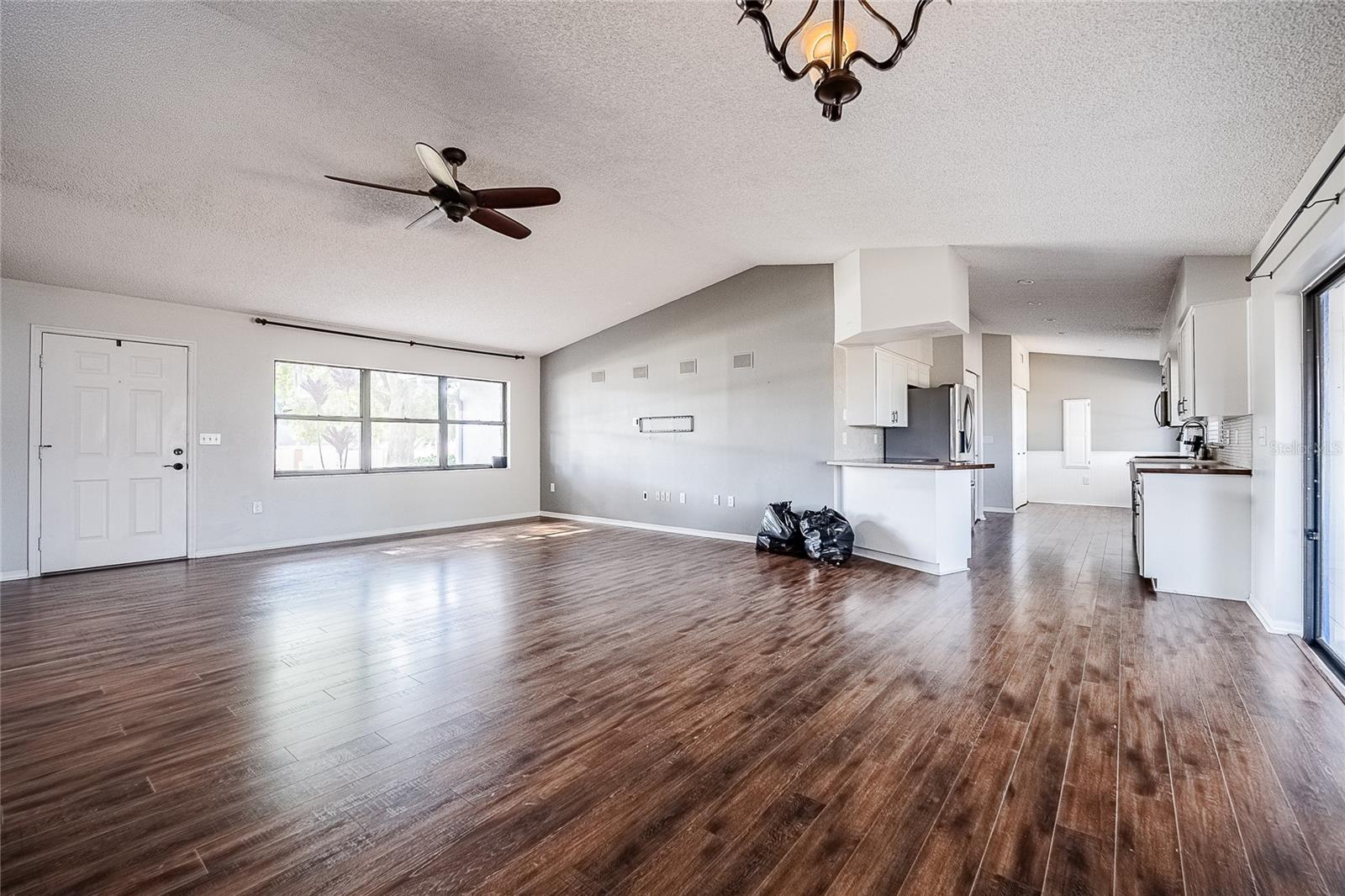 SUMMIT - Residential