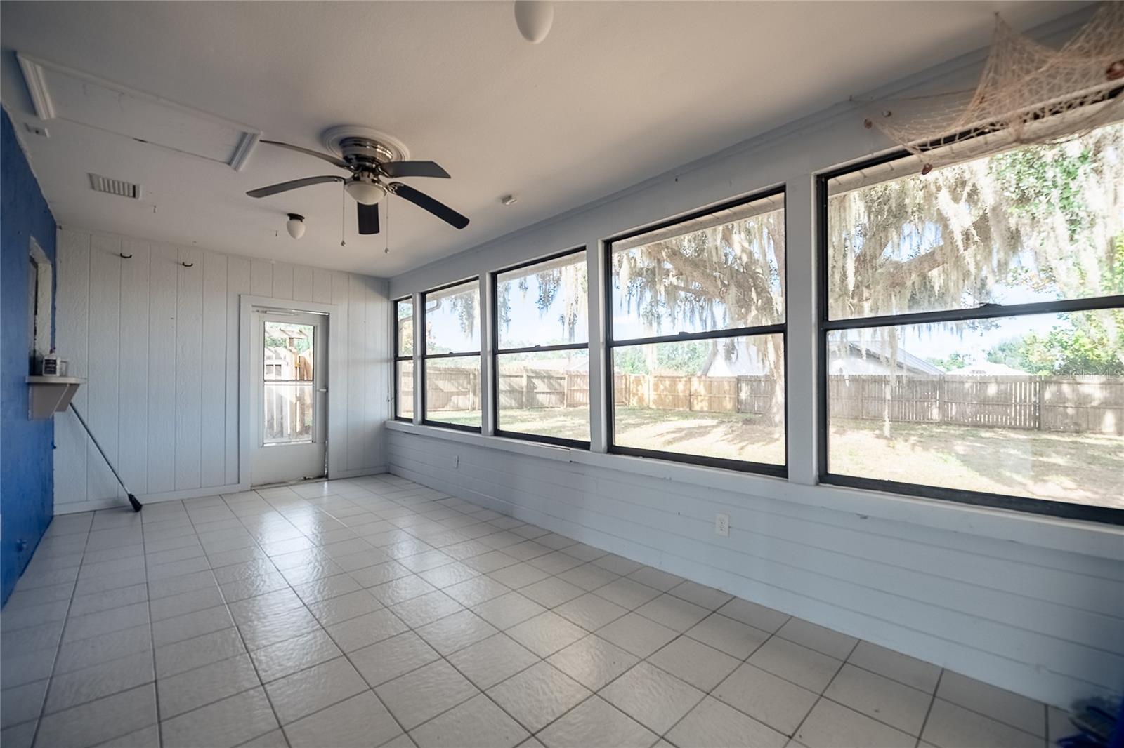 SUMMIT - Residential