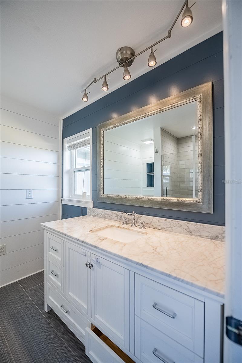 SUMMIT - Residential