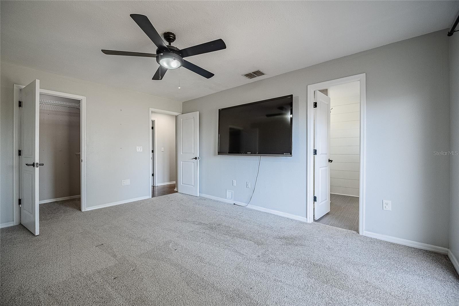 SUMMIT - Residential