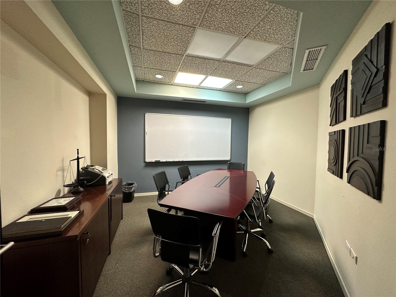 CAPITAL CENTER BUILDING - Commercial Lease