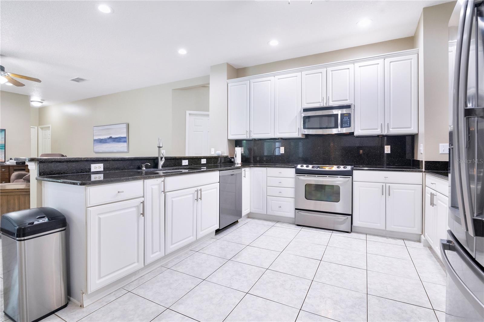 CYPRESS ISLE - Residential