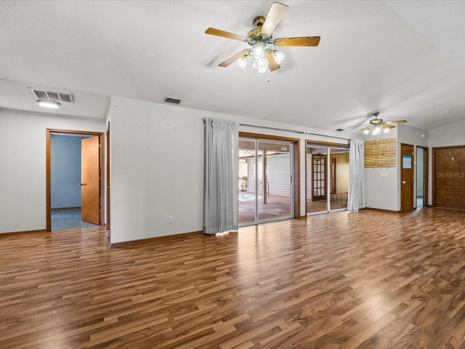 GROVELAND FARMS - Residential