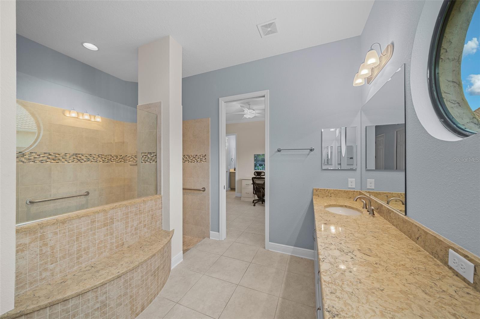 HUNTCLUB UN 2 - Residential