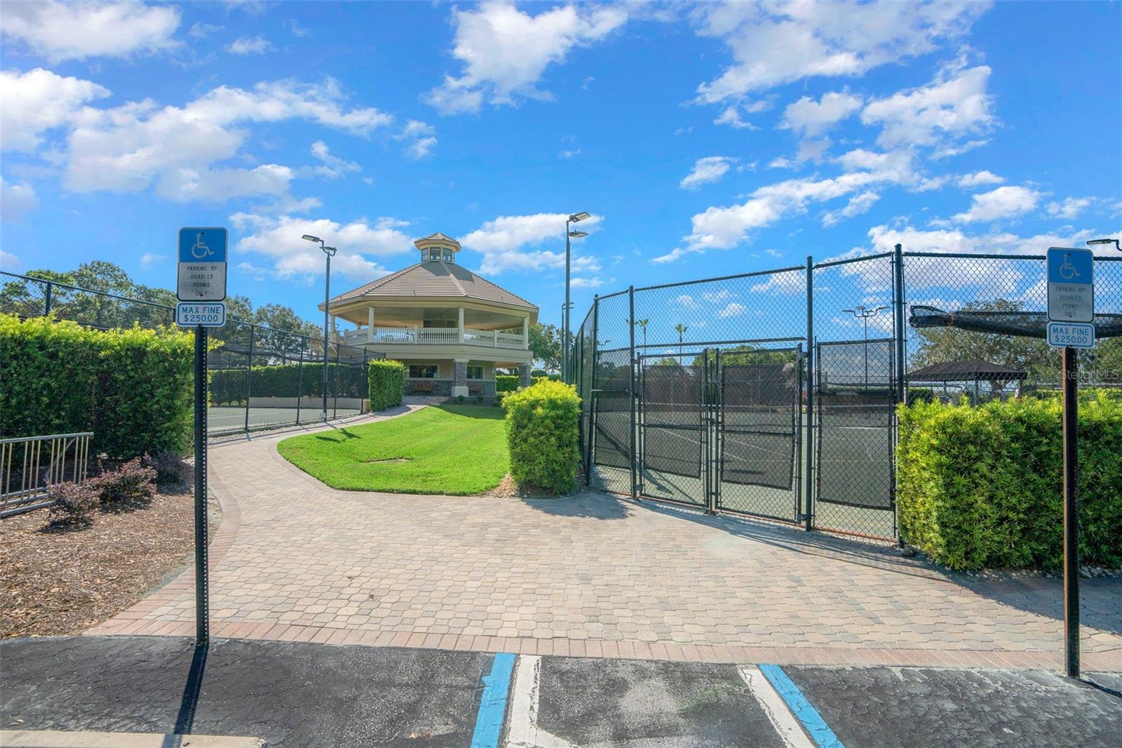 HUNTCLUB UN 2 - Residential