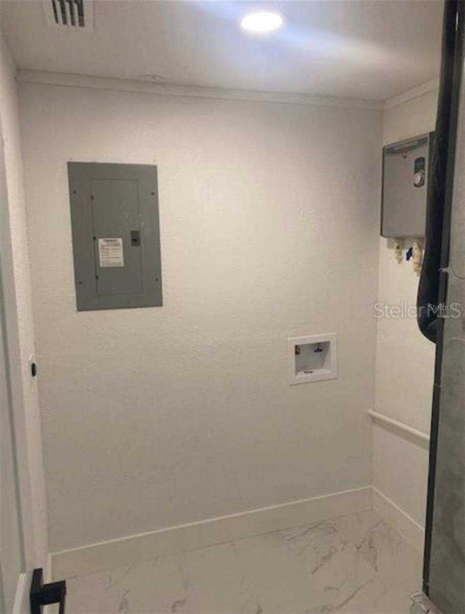 CREST RIDGE GARDENS - Residential